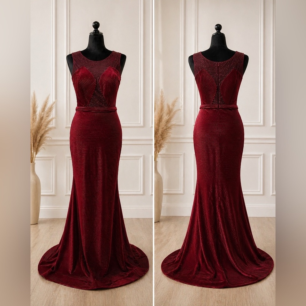 Elegant Burgundy Velvet Evening Gown